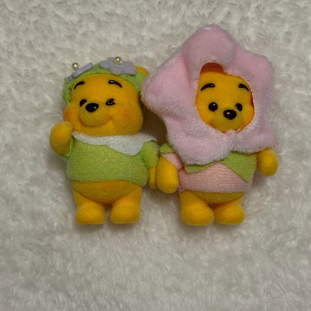 WINNIE THE POOH figure MINISO 2 for 1